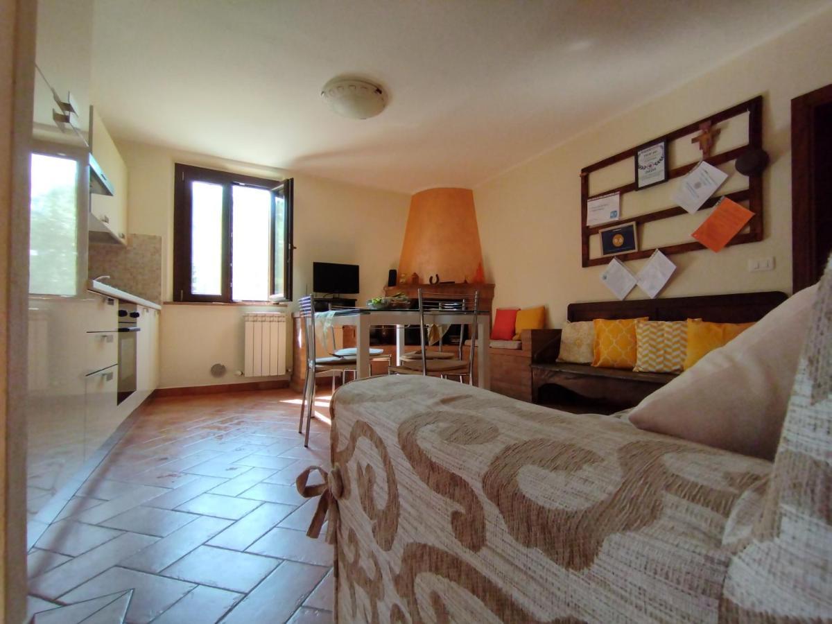 코르토나 La Casa Tra Gli Ulivi B&B 외부 사진